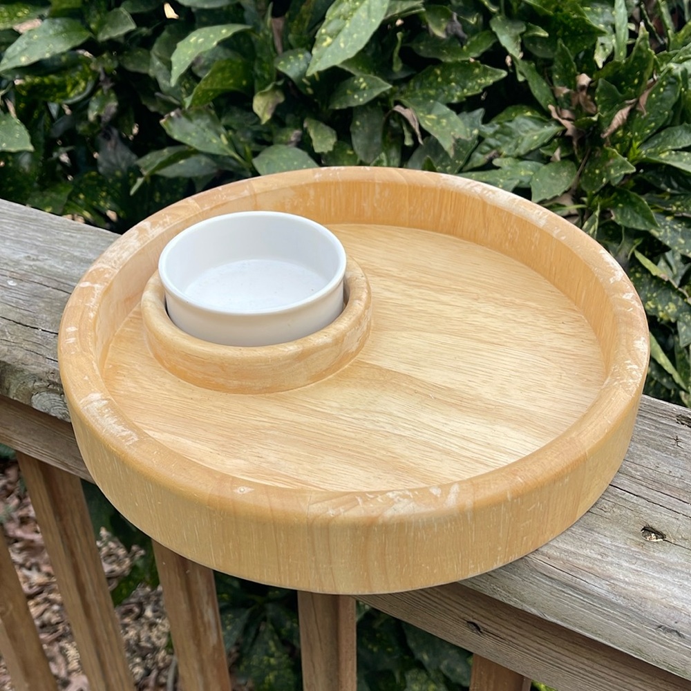VTG Dolphin Beechwood Chip & Dip 12” Set
